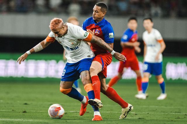 足球比分直播-【中超】罗德里格失单刀 梅州客家0比0山东泰山