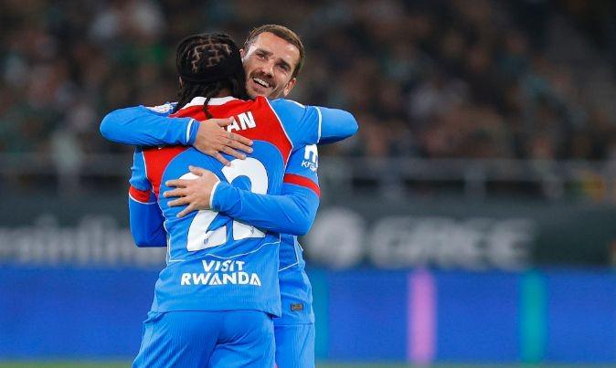 最快足球比分直播-格列兹曼：贝蒂斯的草皮是西班牙最好的，我们主场的帮不上忙